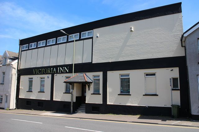 Pub/bar for sale in Graig, Pontypridd CF37, £194,500
