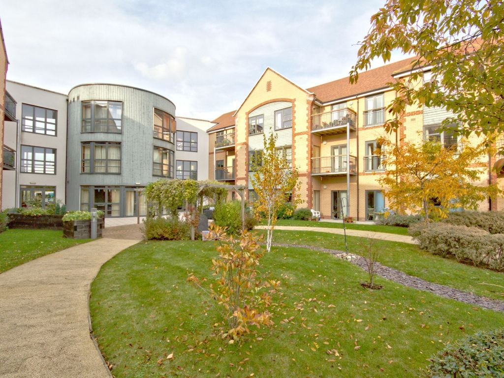 1 bed flat for sale in Wellbrook Way, Girton, Cambridge CB3, £135,000