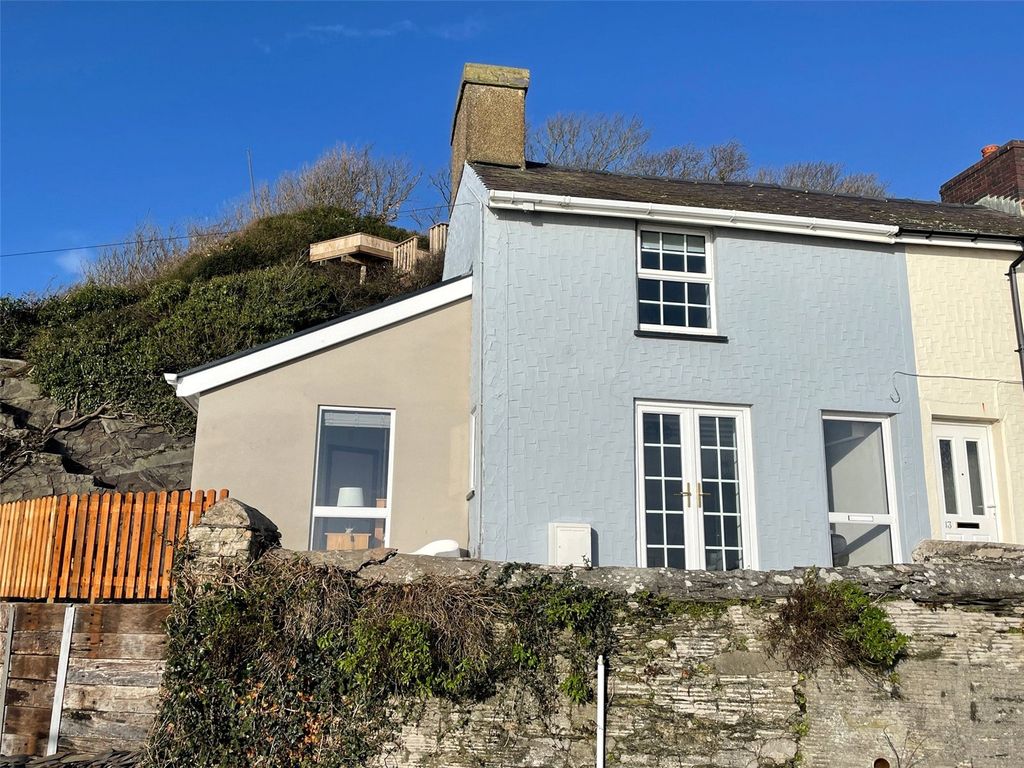2 bed end terrace house for sale in Penhelyg Road, Aberdyfi, Gwynedd LL35, £275,000