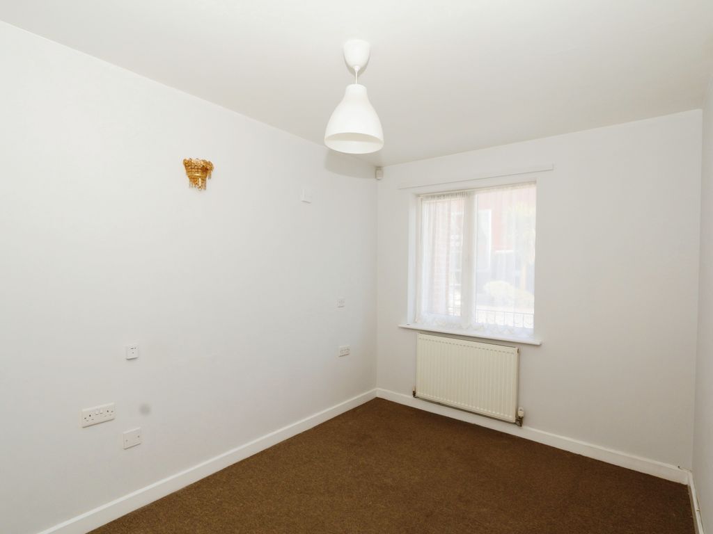 1 bed flat for sale in Rosea Court, 1A Rosebery Road, Bournemouth, Dorset BH5, £110,000