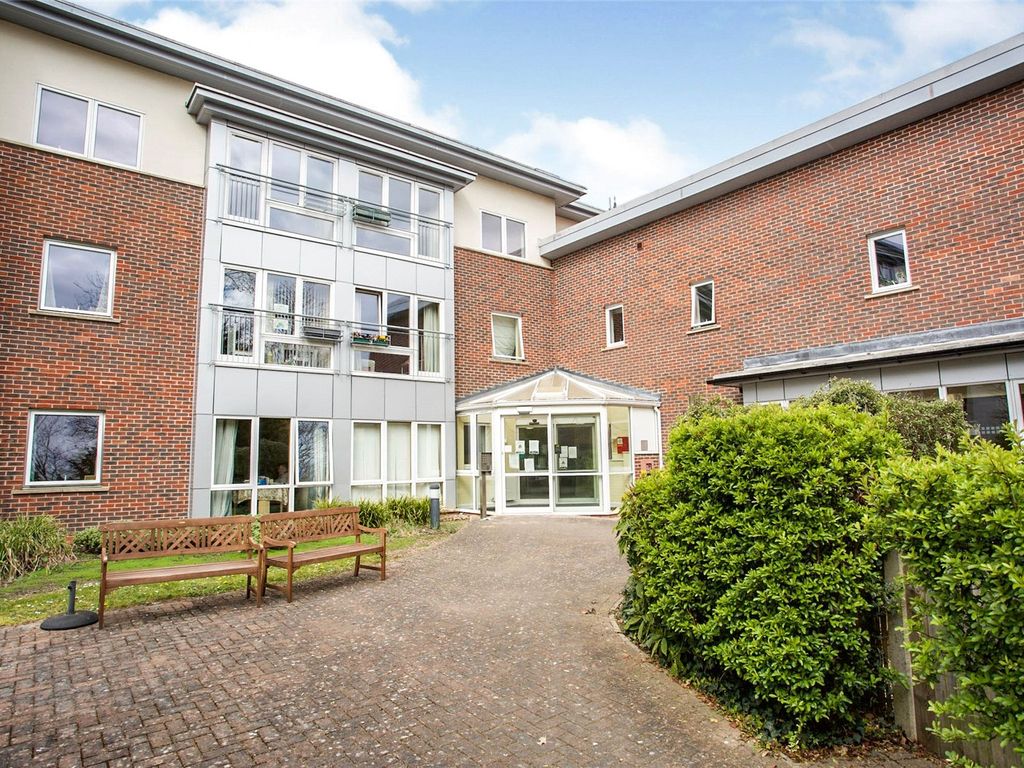 2 bed flat for sale in Rosebrook Court, 2 Beech Avenue, Southampton, Hampshire SO18, £60,000