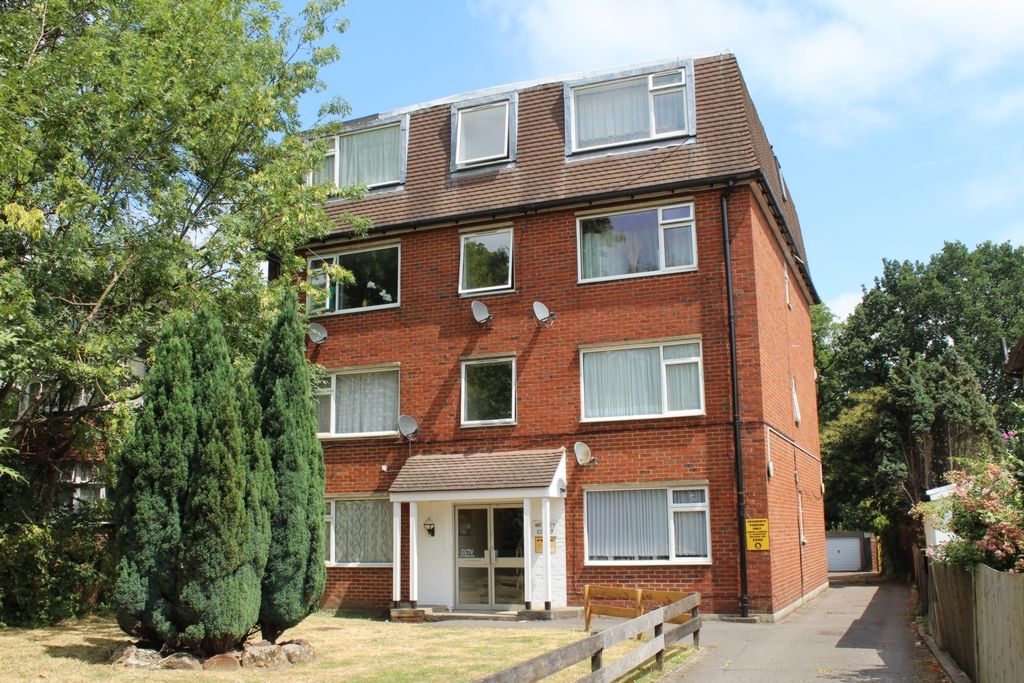 1 bed flat for sale in Westley Court, South Norwood Hill, South Norwood SE25, £239,995