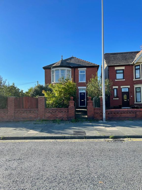 3 bed detached house for sale in St. Annes Road, Blackpool FY4, £199,950