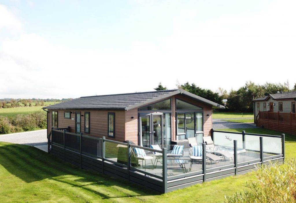 2 bed lodge for sale in Llanon SY23, £199,000