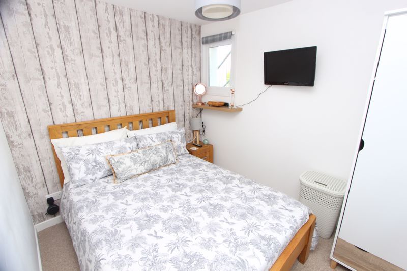 2 bed flat for sale in Llandudno Road, Penrhyn Bay, Llandudno LL30, £164,950
