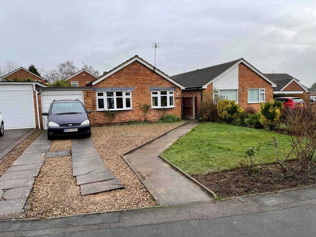 3 bed bungalow for sale in Blenheim Crescent, Broughton Astley, Leicester LE9, £280,000