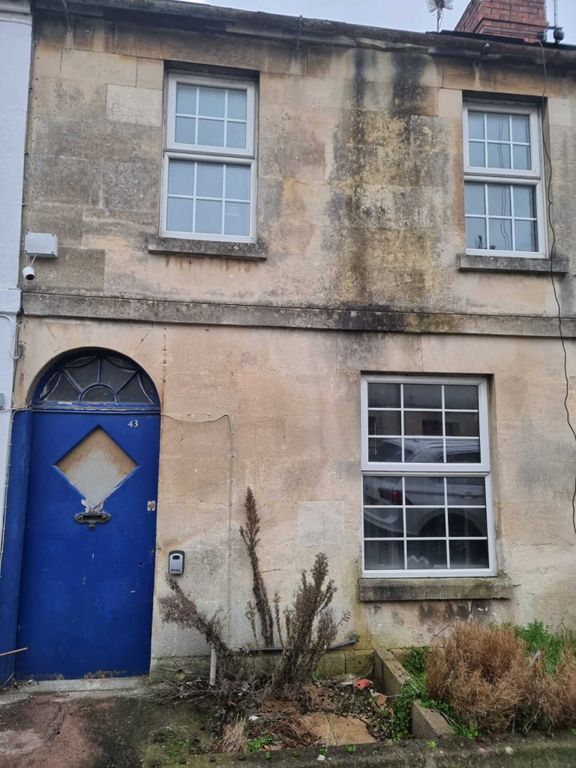 3 bed terraced house for sale in Union Street, Melksham SN12, £200,000