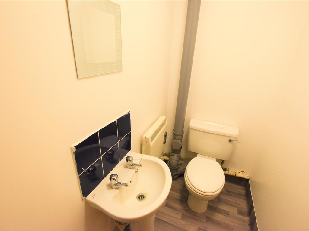 4 bed flat for sale in Granby Street, Leicester LE1, £160,000