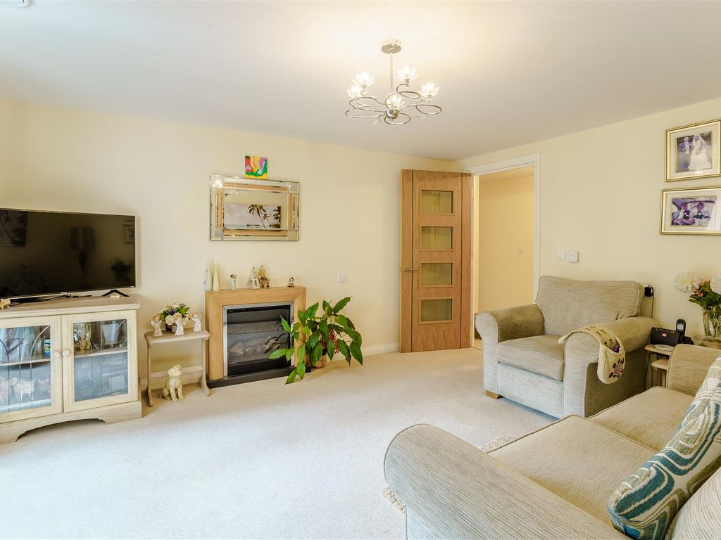 1 bed flat for sale in Marbury Court, Chester Way, Northwich CW9, £175,000