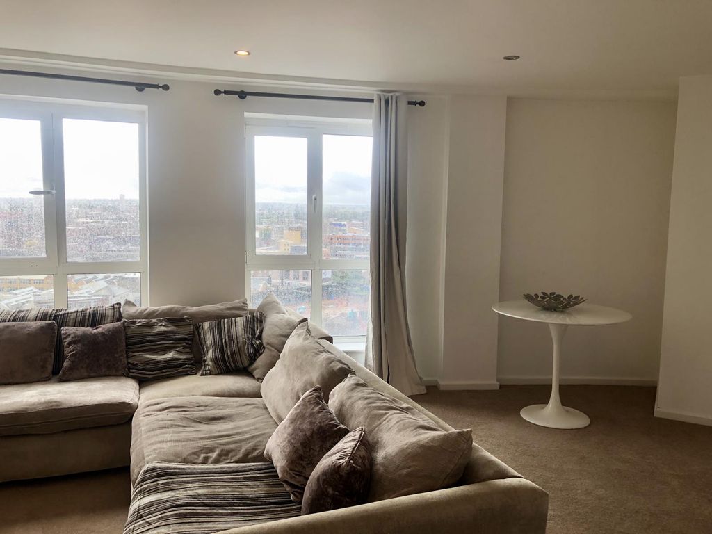 1 bed flat for sale in The Hive, 7 Masshouse Plaza, Birmingham, West Midlands 5Jn, UK B5, £175,000