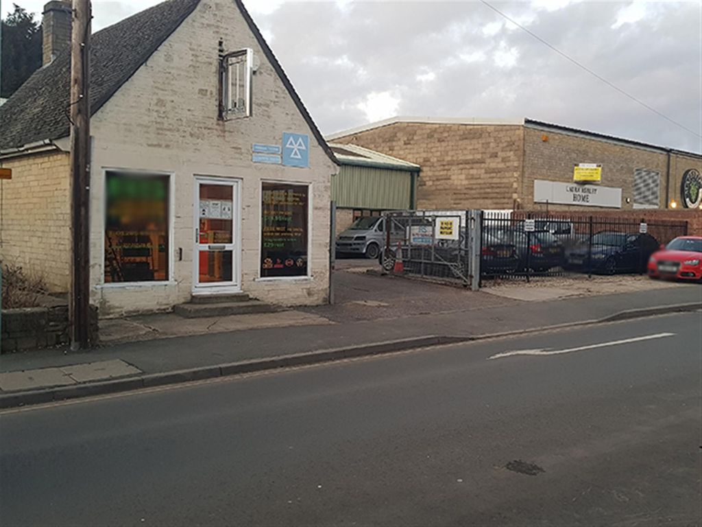 Commercial property for sale in Querns Lane, Cirencester GL7, £299,000