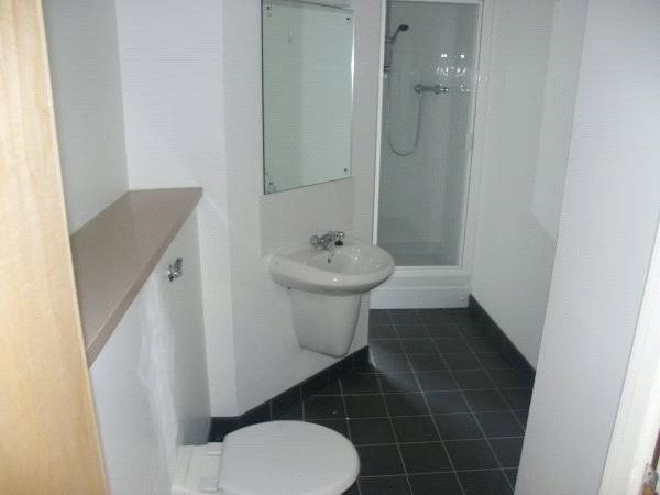 1 bed flat for sale in Treadwell Mills, Upper Park Gate, Bradford, West Yorkshire BD1, £40,000