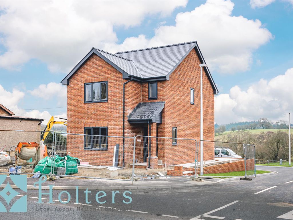 3 bed detached house for sale in Cilmery, Builth Wells LD2, £325,000
