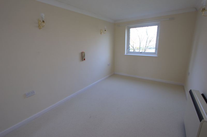 1 bed property for sale in Penrhyn Avenue, Rhos On Sea, Colwyn Bay LL28, £44,950