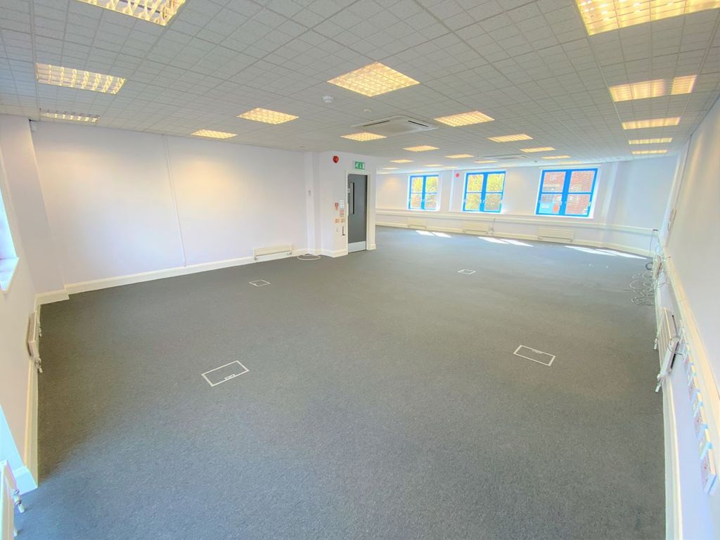 Office for sale in Units 1, 2, 3 Canal Court, Brentford TW8, £4,000,000