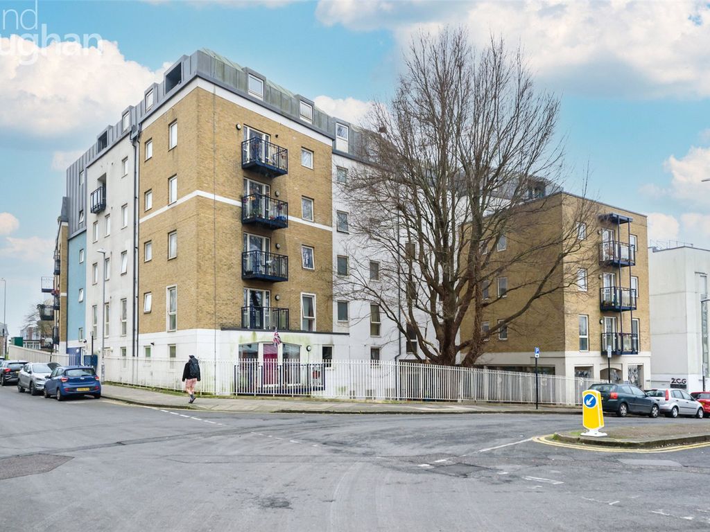 2 bed flat for sale in Ivory Place, Brighton, East Sussex BN2, £295,000