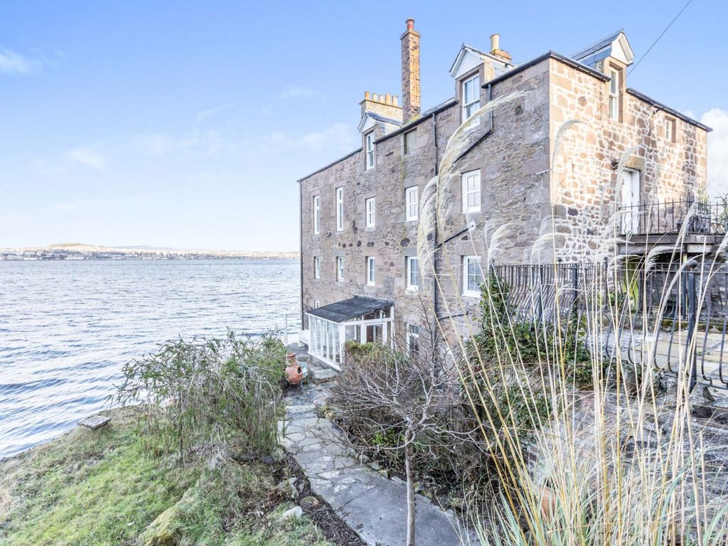 3 bed flat for sale in St. Fort Road, Wormit DD6, £285,000