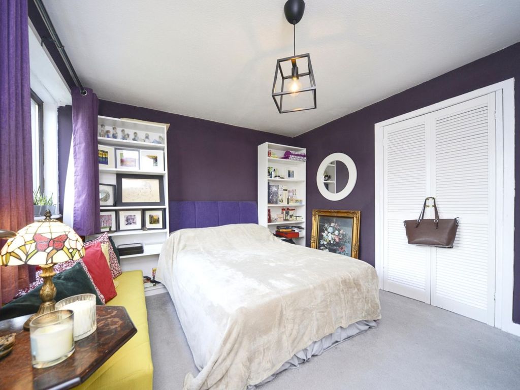 2 bed terraced house for sale in Ferniehill Square, Edinburgh EH17, £250,000