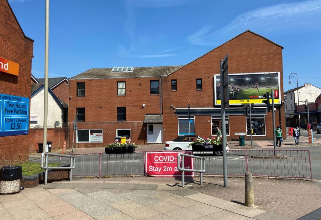 Retail premises for sale in Moor Street, Brierley Hill DY5, £965,000