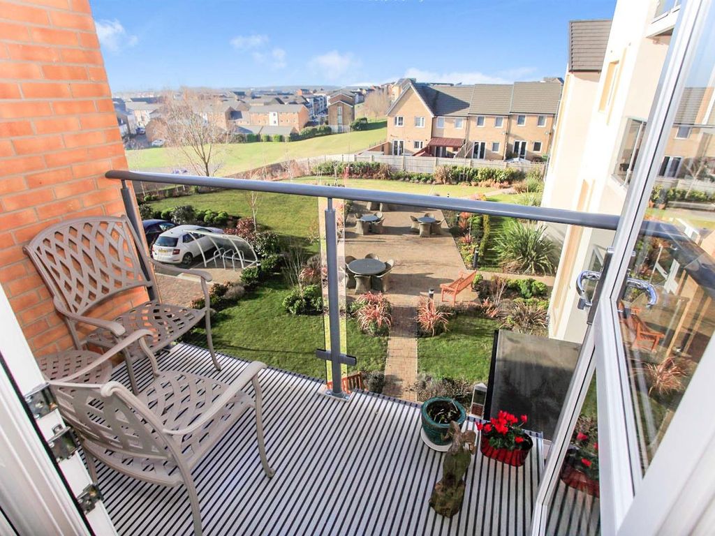 1 bed flat for sale in Cranberry Court, Kempley Close, Hampton, Peterborough PE7, £217,500