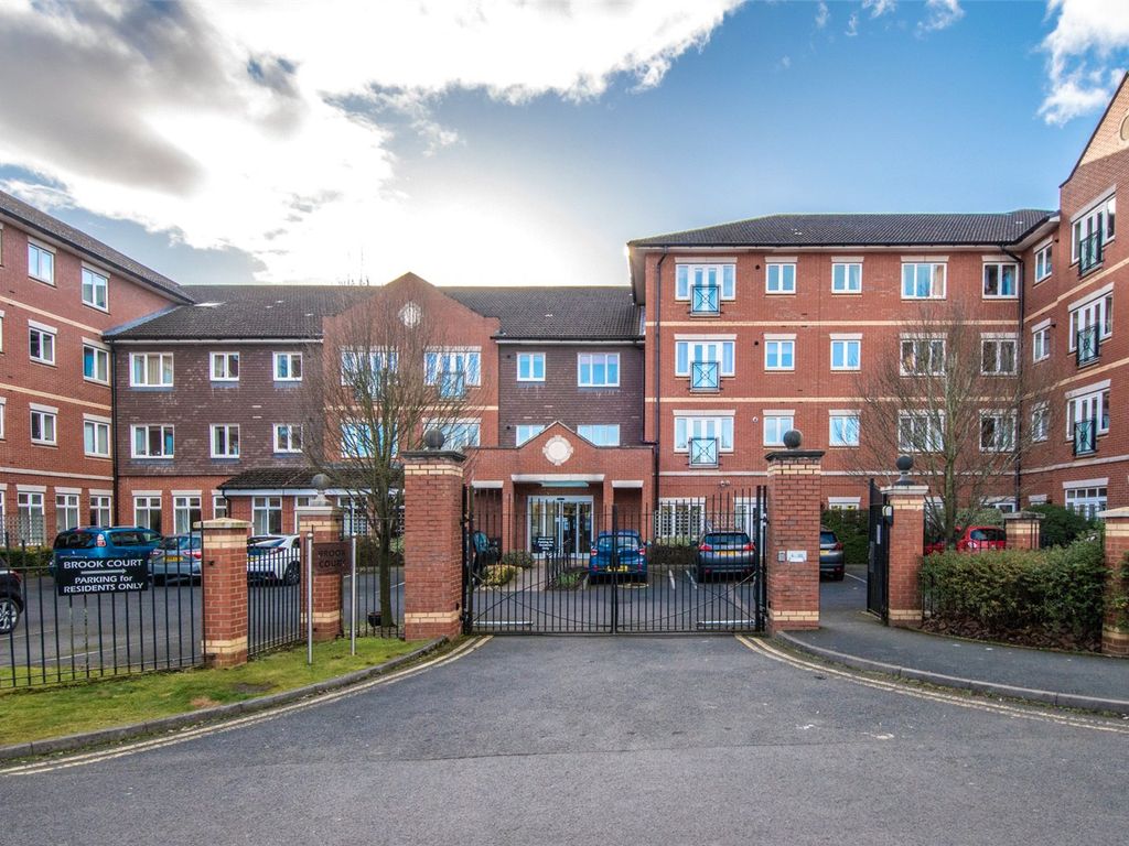 1 bed flat for sale in Burcot Lane, Bromsgrove, Worcestershire B60, £100,000