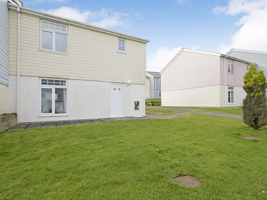 4 bed end terrace house for sale in Golf Lodges, Atlantic Reach, Newquay, Cornwall TR8, £120,000