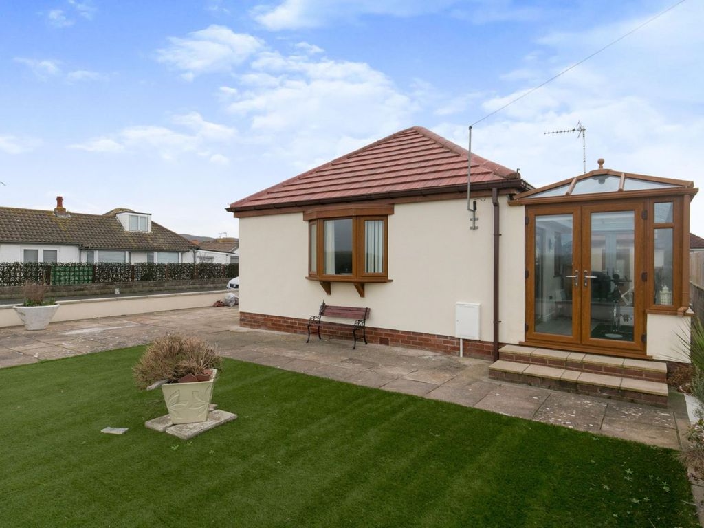 2 bed detached bungalow for sale in Green Lanes, Prestatyn LL19, £250,000