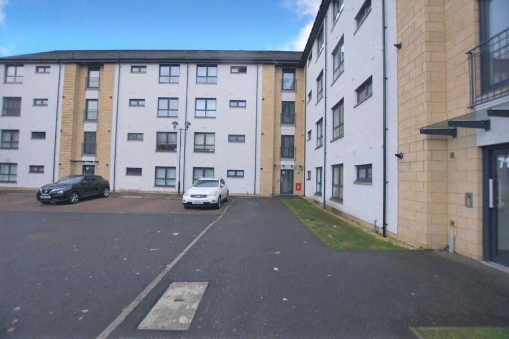 2 bed flat for sale in Station Road, Renfrew PA4, £139,995