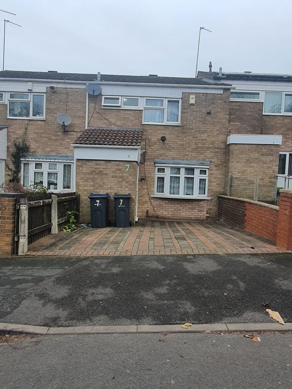 3 bed terraced house for sale in Bassett Croft, Small Heath B10, £275,000