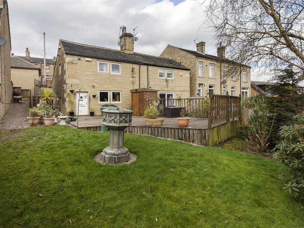 2 bed semi-detached house for sale in Tofts Grove, Brighouse HD6, £230,000