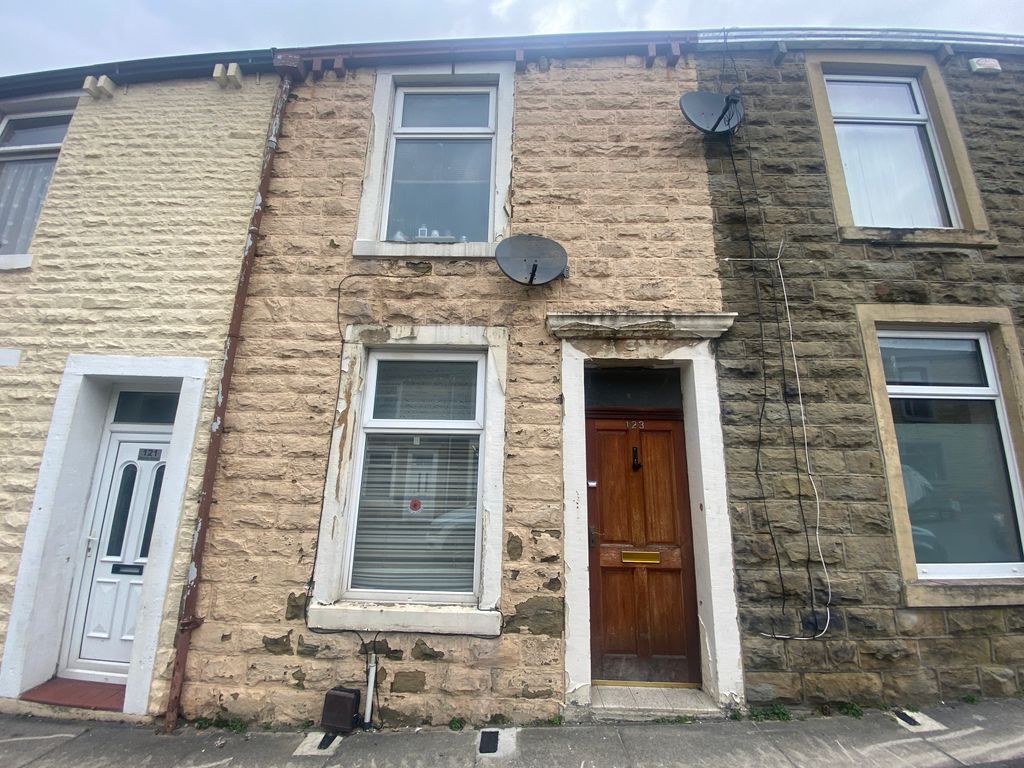 2 bed terraced house for sale in Stanley Street, Accrington BB5, £67,000