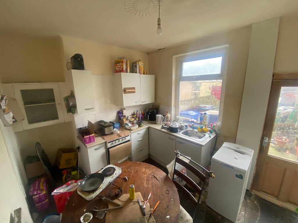 2 bed terraced house for sale in Stanley Street, Accrington BB5, £67,000