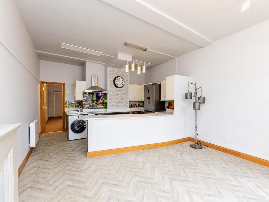 1 bed maisonette for sale in Hitchin Road, Henlow Camp, Henlow, Bedfordshire SG16, £160,000