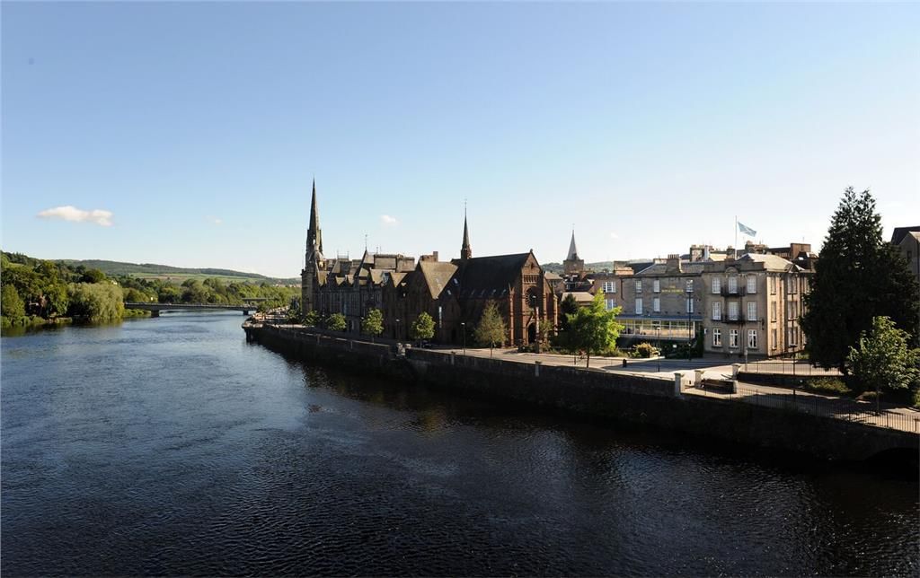 Hotel/guest house for sale in Royal George Hotel, Tay Street, Perth, Perth And Kinross PH1, £2,500,000