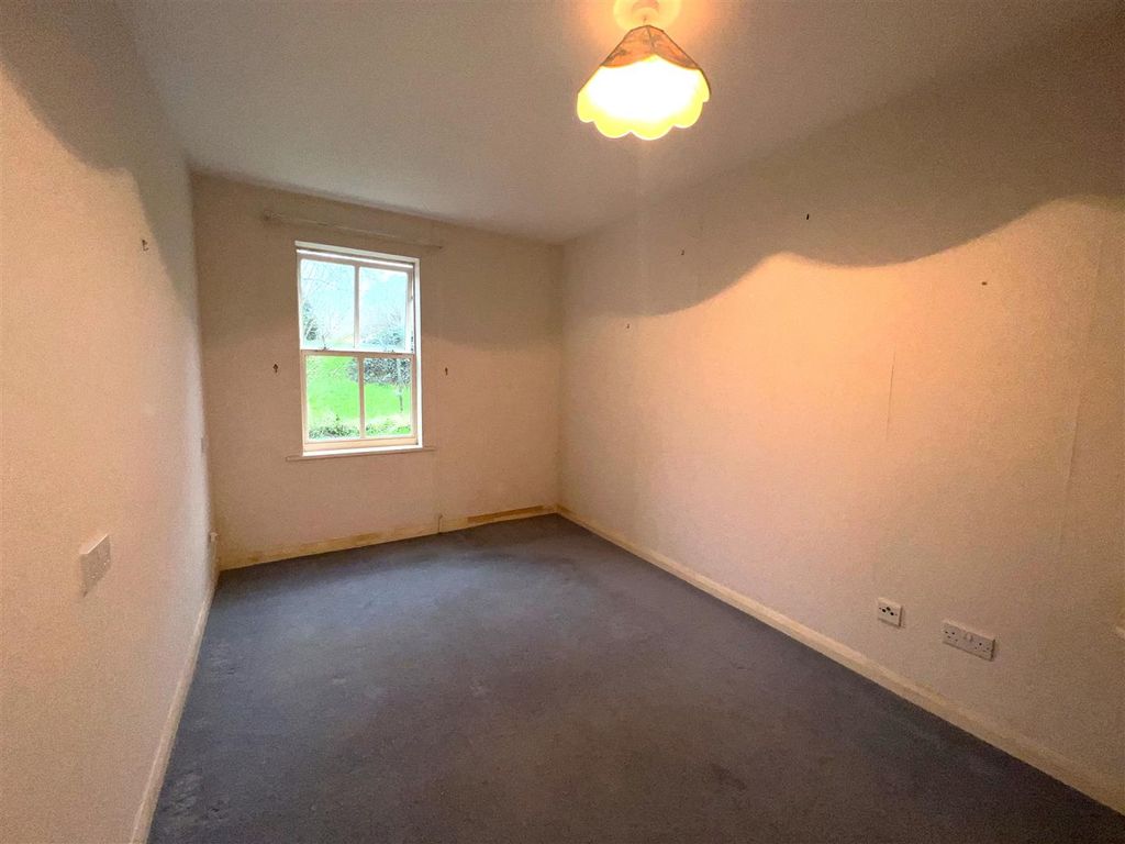 1 bed flat for sale in Brassmill Lane, Bath BA1, £119,950