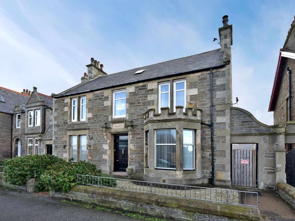 3 bed flat for sale in East Church Street, Buckie AB56, £135,000