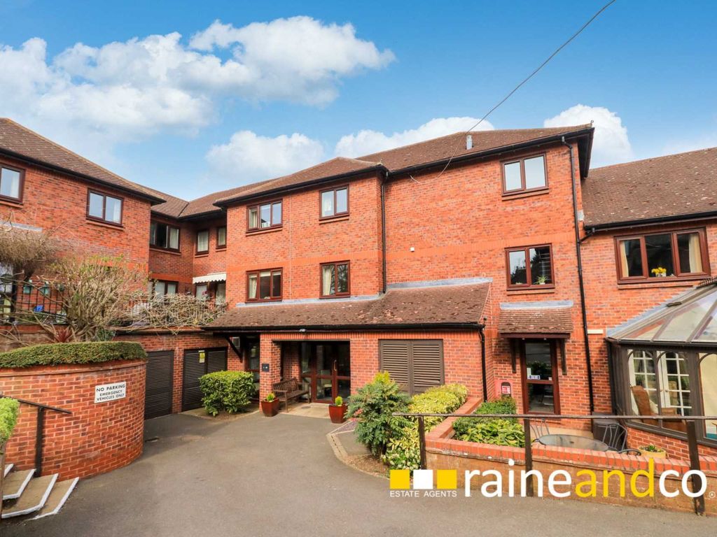 1 bed flat for sale in 5 Pond Court, The Ridgeway, Codicote SG4, £140,000