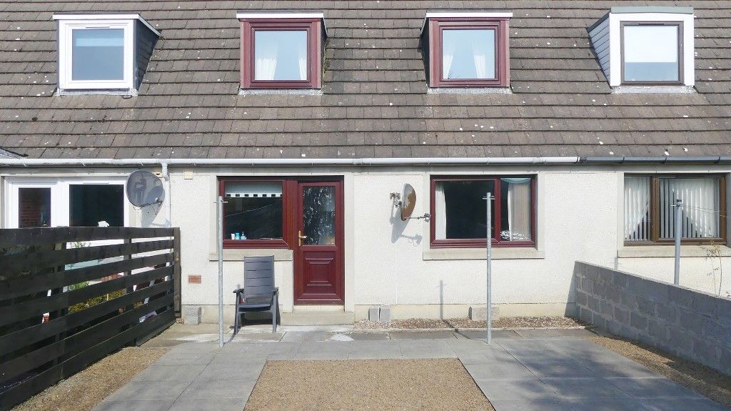 3 bed terraced house for sale in Shebster Court, Thurso KW14, £80,000