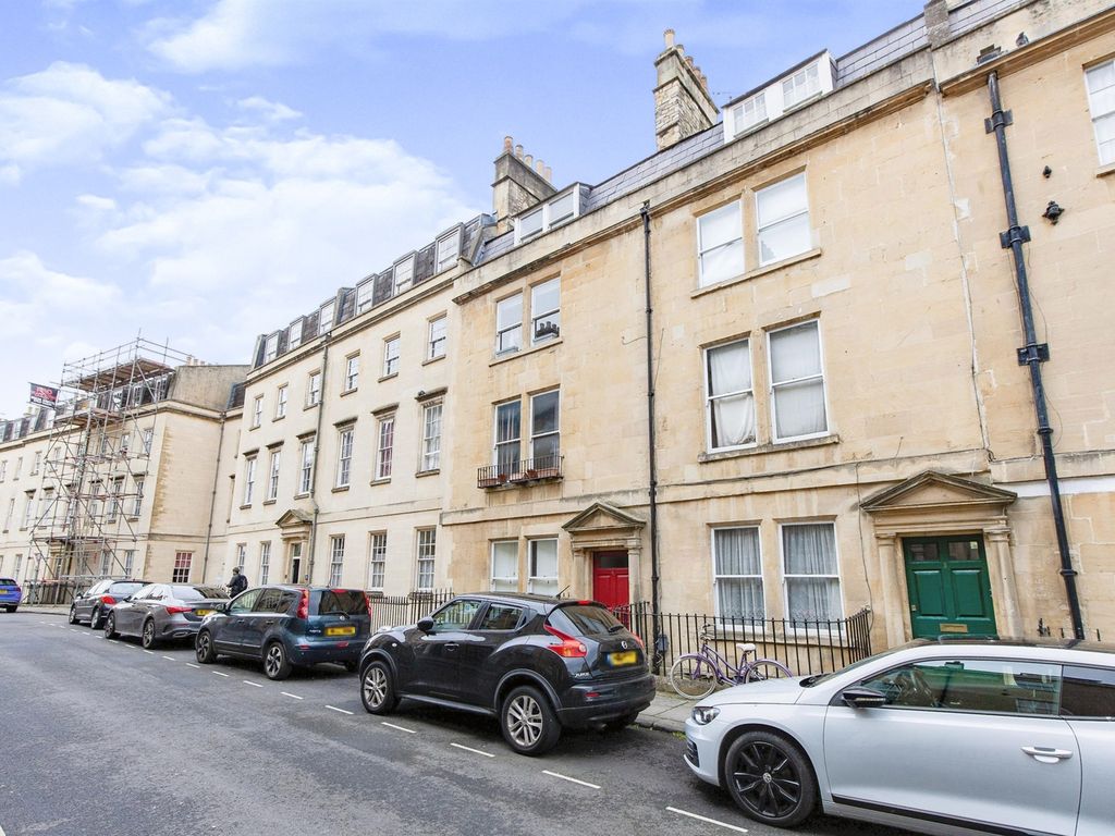 1 bed flat for sale in Great Stanhope Street, Bath BA1, £150,000