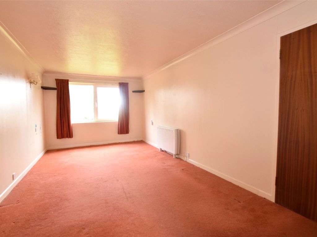 1 bed flat for sale in Bath Road, Keynsham, Bristol BS31, £95,000