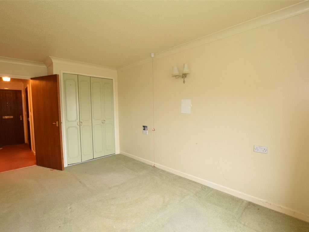 1 bed flat for sale in Bath Road, Keynsham, Bristol BS31, £95,000