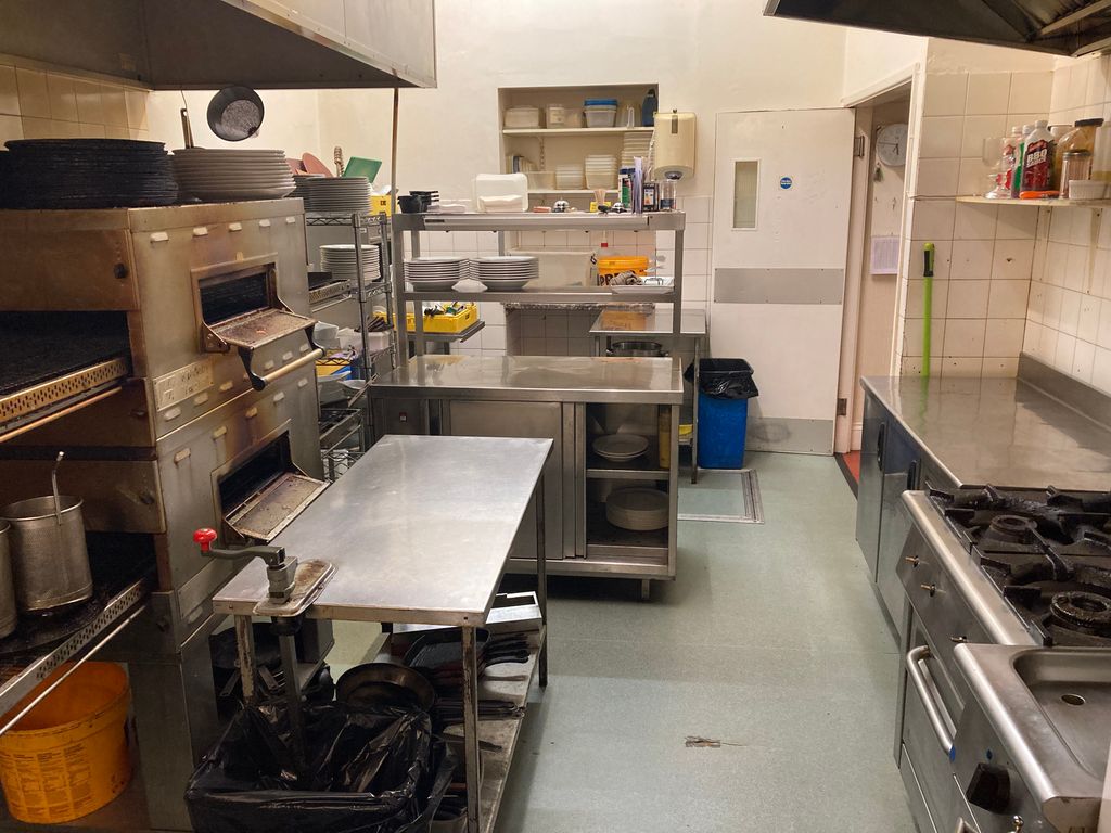 Commercial property for sale in Restaurant, Poole BH15, £65,000