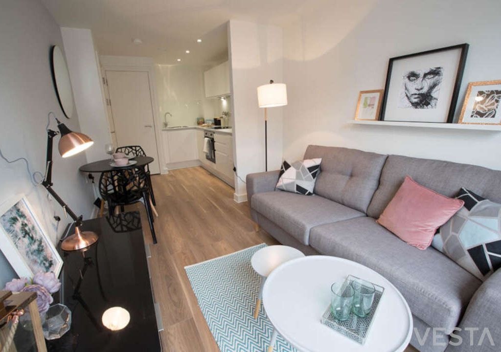 1 bed flat for sale in Falkner Street, Liverpool L8, £130,000