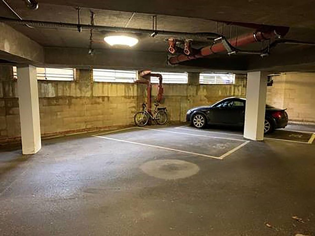 Parking/garage for sale in Graham Street, Islington, London N1, £45,000