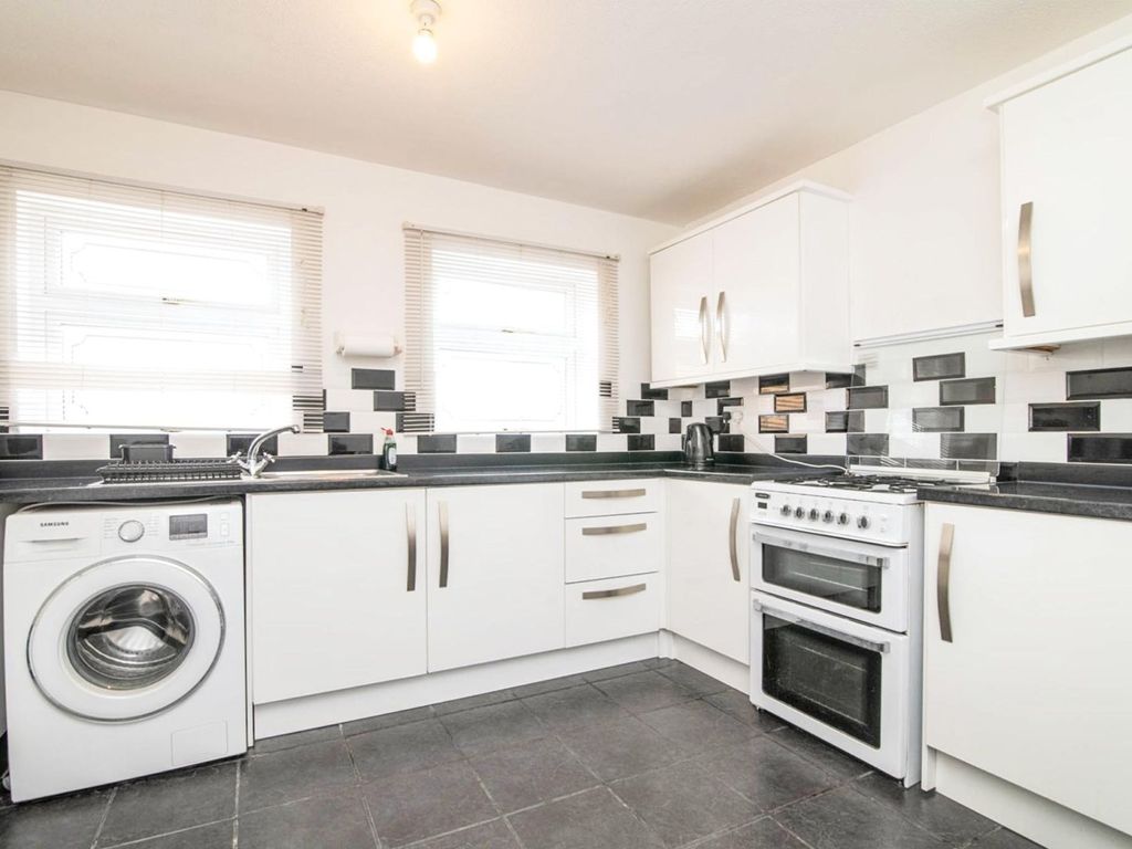 2 bed terraced house for sale in Rea Fordway, Birmingham B45, £174,000