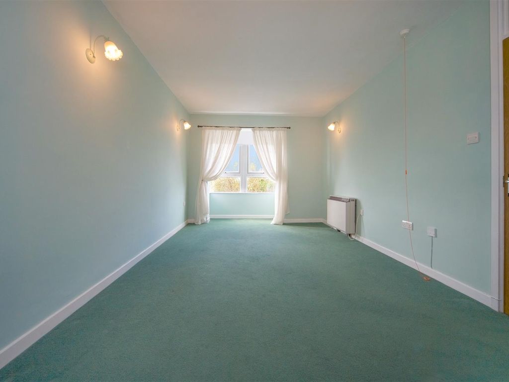 1 bed flat for sale in Potters Lane, New Barnet, Barnet EN5, £129,550