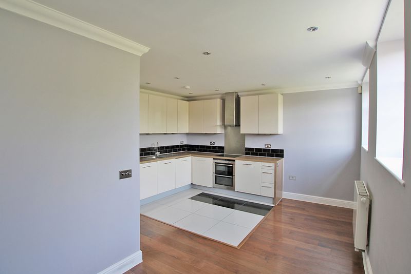 1 bed flat for sale in Bexley High Street, Bexley DA5, £250,000
