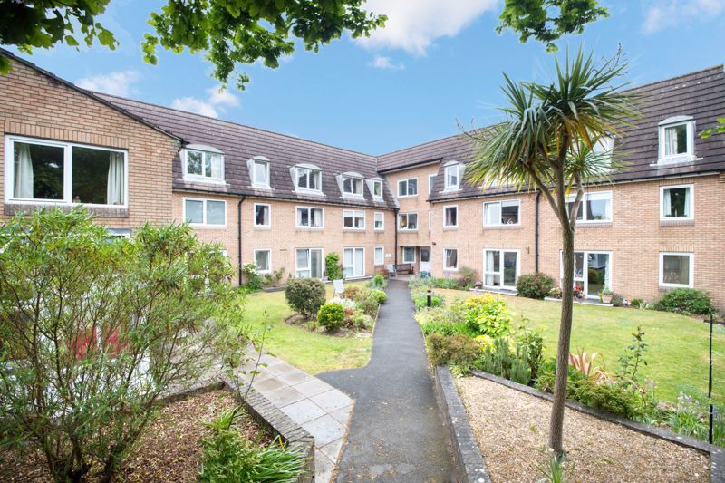 1 bed flat for sale in Homepoint House, Southampton SO18, £75,000