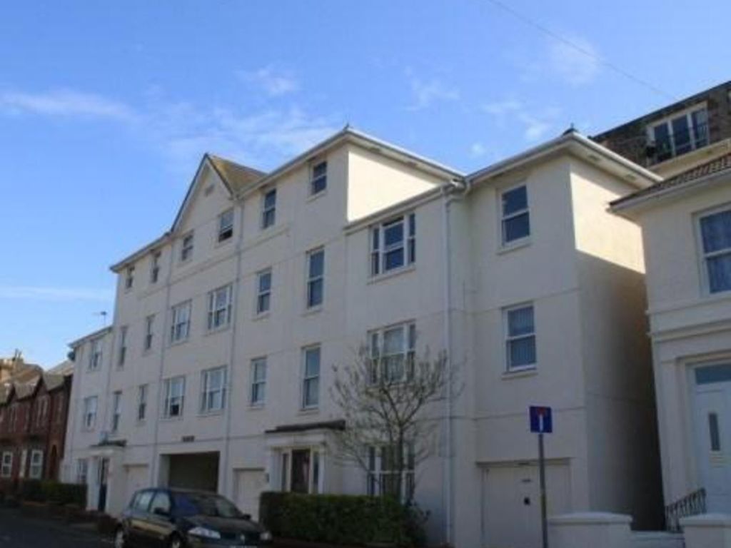 2 bed flat for sale in Norwich Road, Westbourne, Bournemouth BH2, £215,000