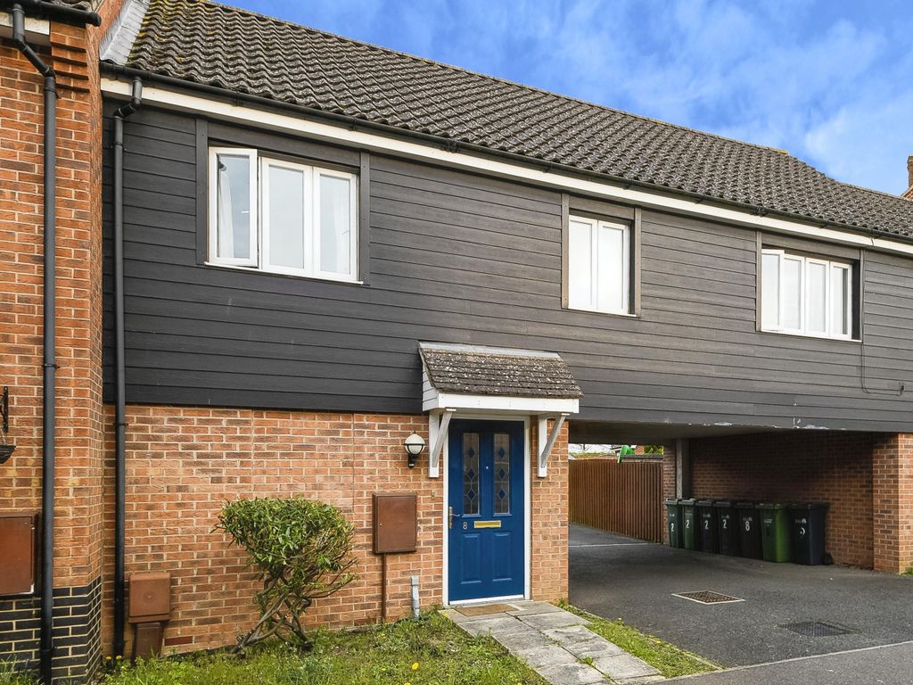 2 bed flat for sale in Tasburgh Close, King's Lynn PE30, £152,500